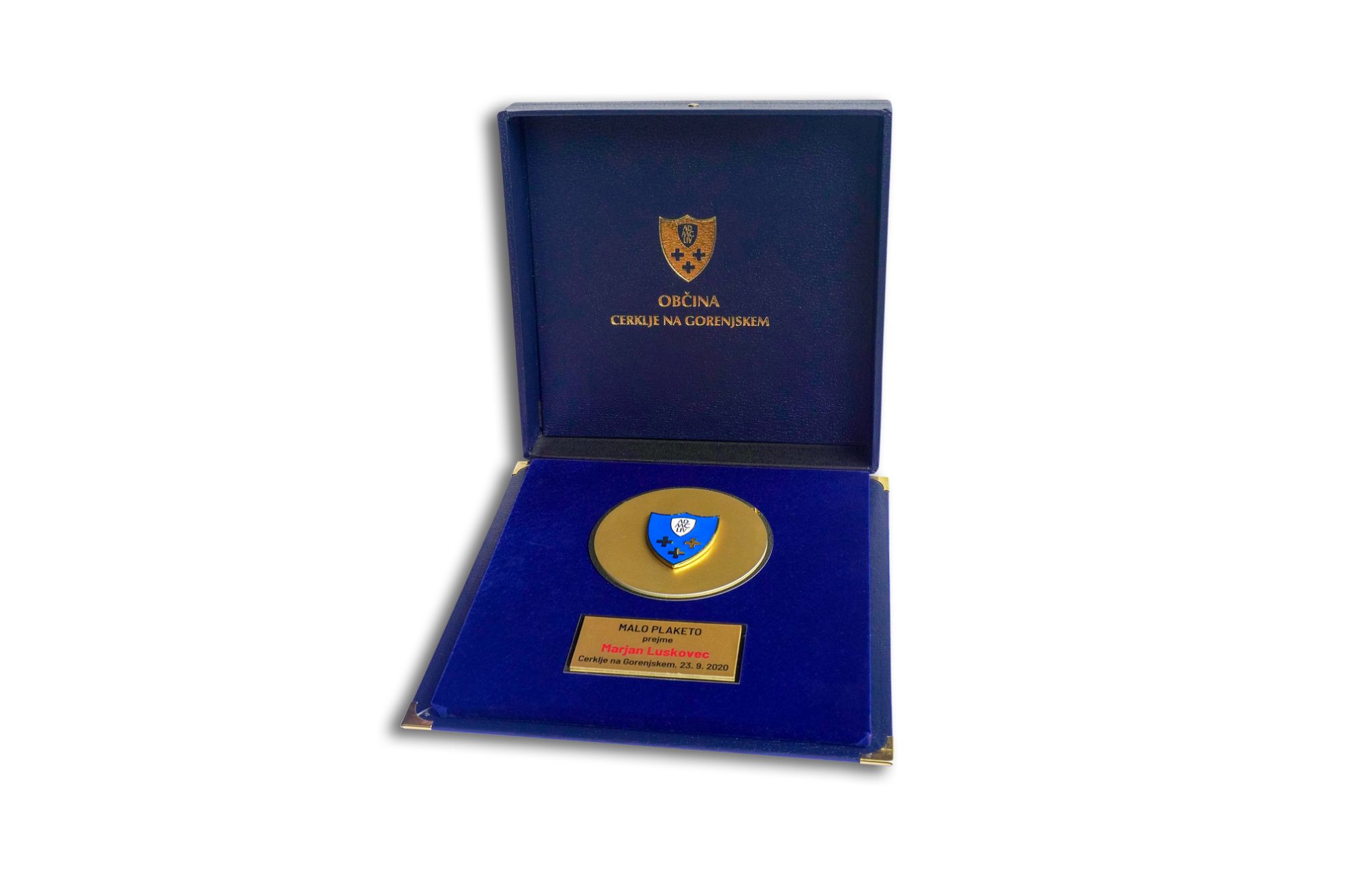Plaketa za občino Cerklje izdelana po posebnem naročilu.